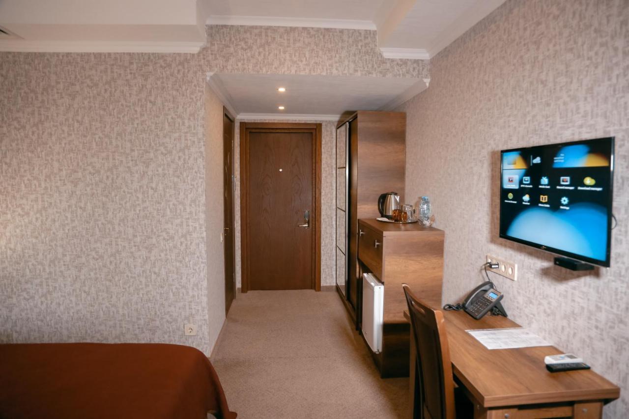 Hotel King David The Builder Kutaisi Luaran gambar