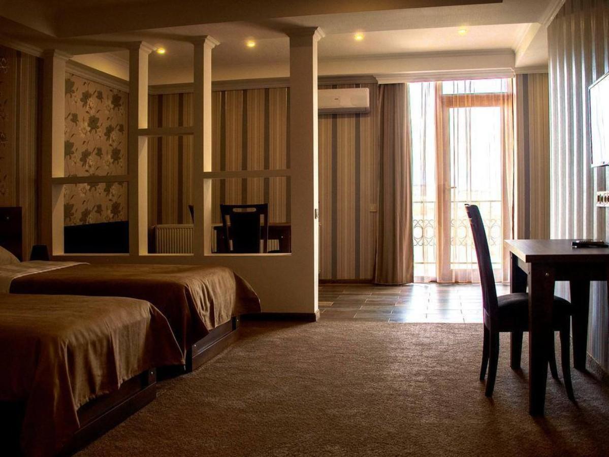 Hotel King David The Builder Kutaisi Luaran gambar