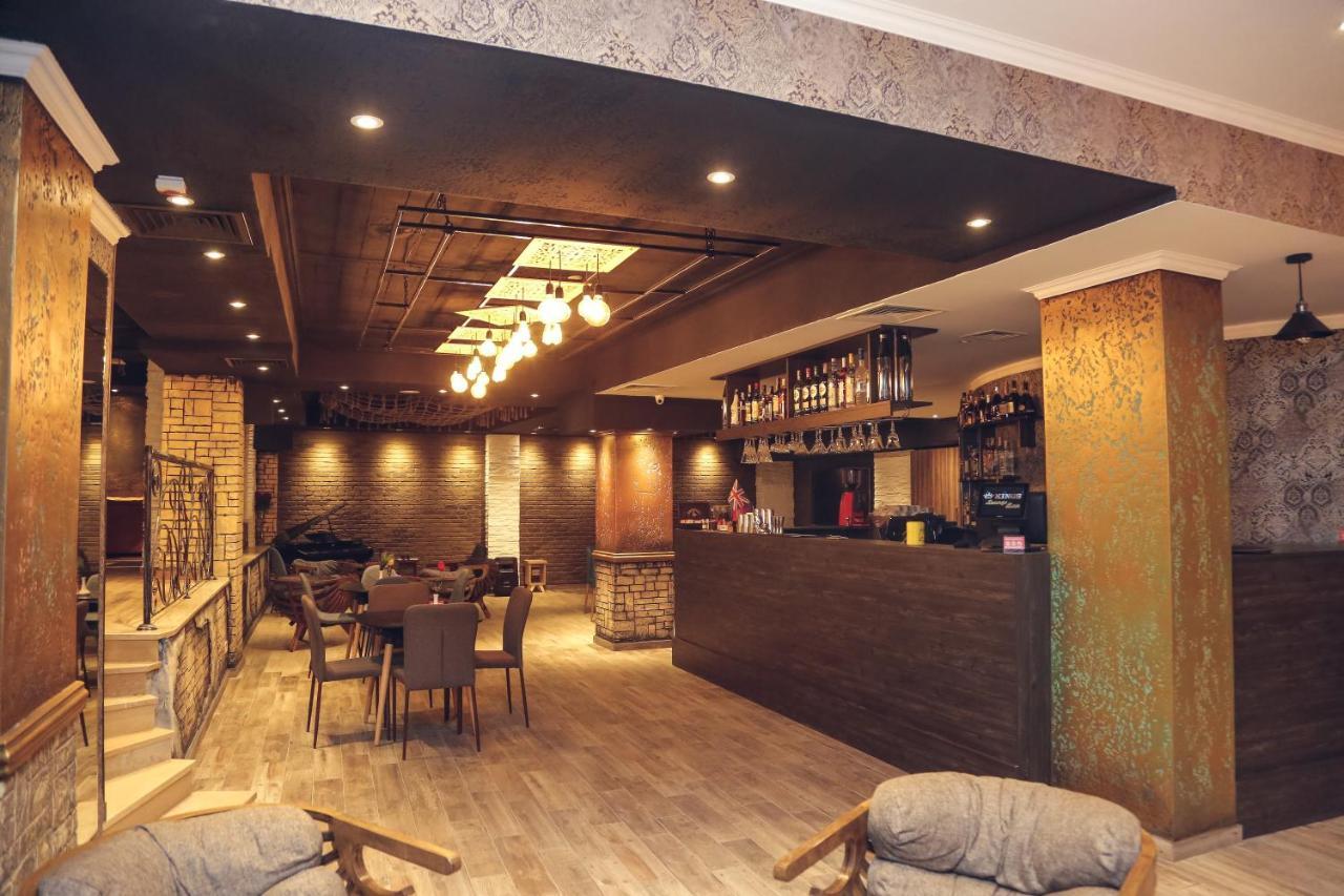 Hotel King David The Builder Kutaisi Luaran gambar